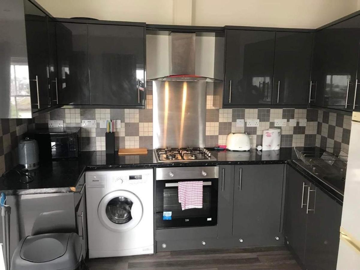 דירות גרייט יארמאות Entire New Flat With View To River Yare, H7 מראה חיצוני תמונה