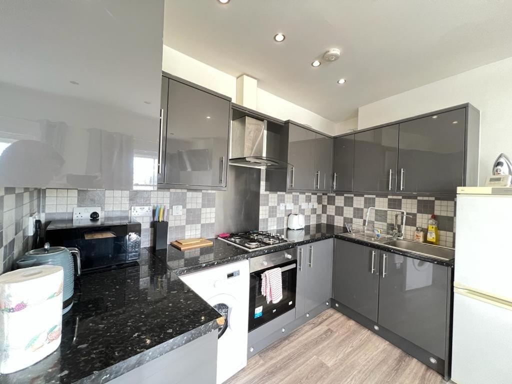 דירות גרייט יארמאות Entire New Flat With View To River Yare, H7 מראה חיצוני תמונה